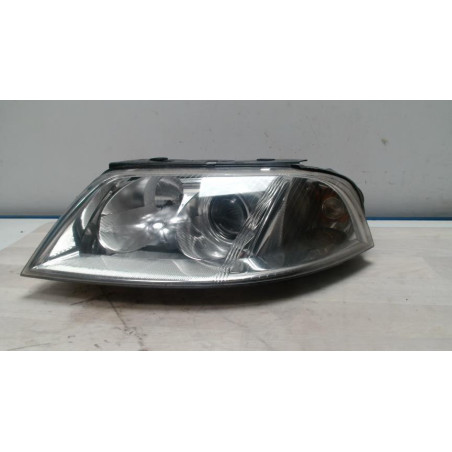 Optique avant principal droit (feux)(phare) VOLKSWAGEN PASSAT 4 PHASE 2 d’occasion