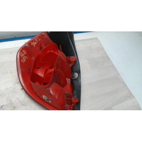 Feu arriere principal droit (feux) RENAULT CLIO 3 PHASE 1 d’occasion