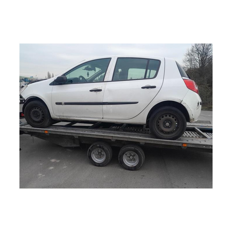 Feu arriere principal droit (feux) RENAULT CLIO 3 PHASE 1 d’occasion