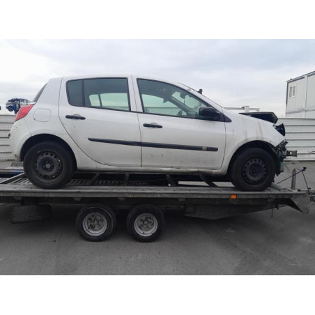 Feu arriere principal droit (feux) RENAULT CLIO 3 PHASE 1 d’occasion