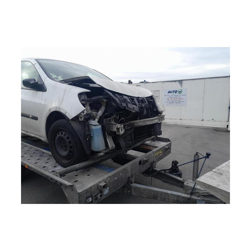 Feu arriere principal droit (feux) RENAULT CLIO 3 PHASE 1 d’occasion