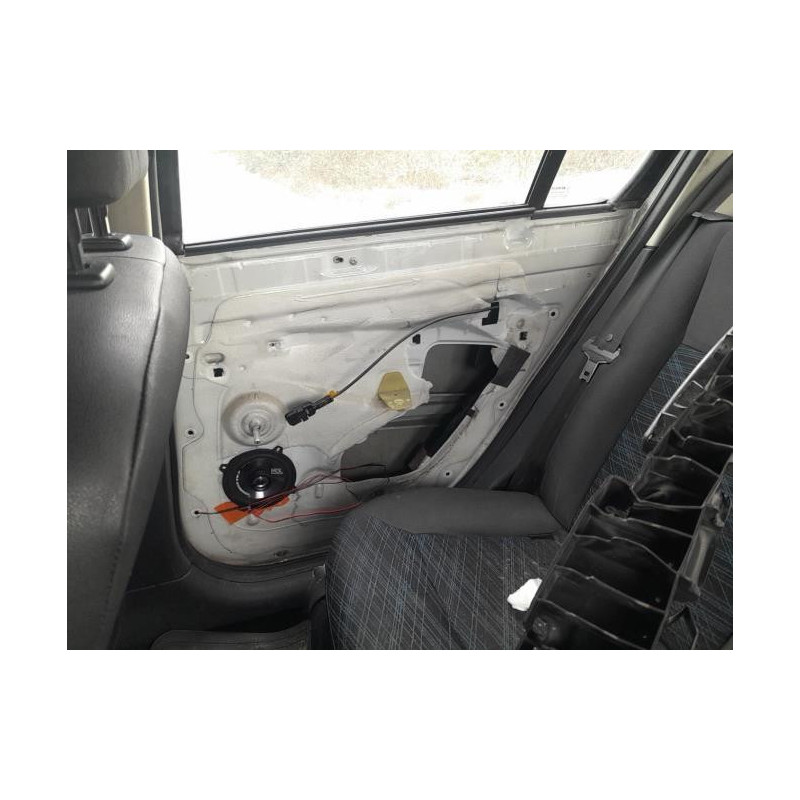 Feu arriere principal droit (feux) RENAULT CLIO 3 PHASE 1 d’occasion