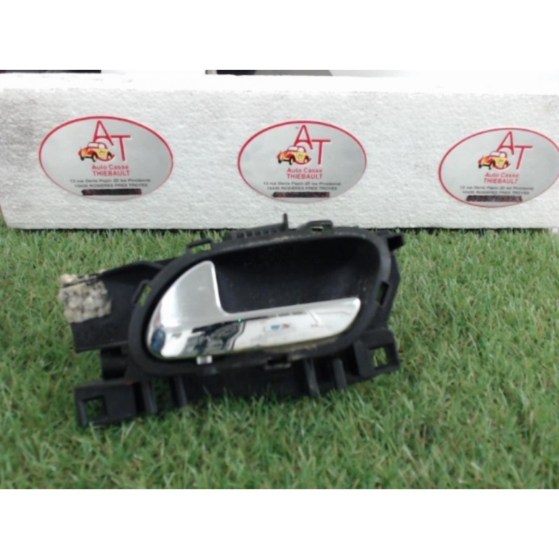 Poignee porte avant gauche CITROEN C3II PICA PICA 1.4 d’occasion