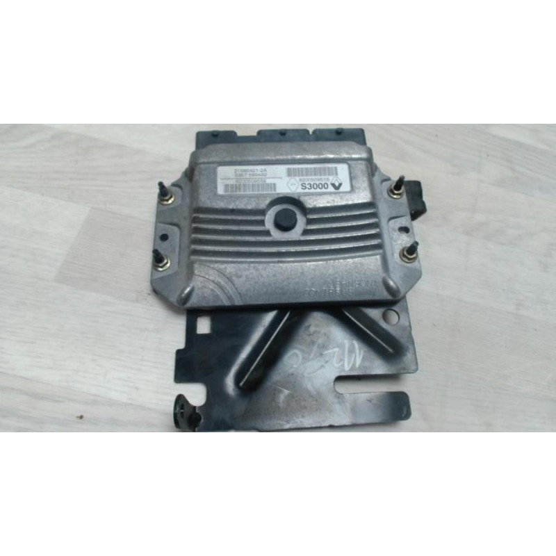 Calculateur moteur PEUGEOT 406 PHASE 2 d’occasion