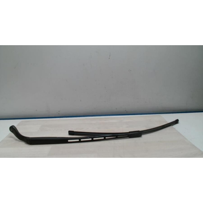 Bras essuie glace avant droit PEUGEOT 307 PHASE 1 d’occasion