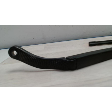 Bras essuie glace avant droit PEUGEOT 307 PHASE 1 d’occasion