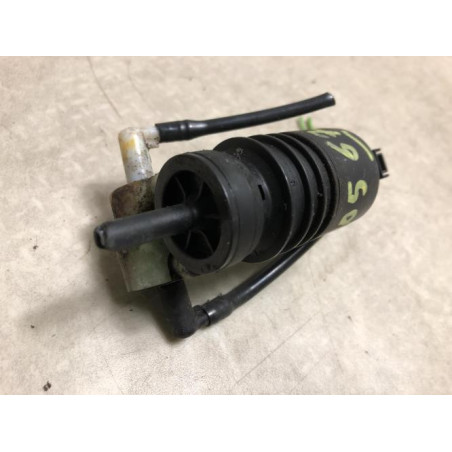 Pompe lave glace avant VOLKSWAGEN POLO 4 PHASE 1 d’occasion