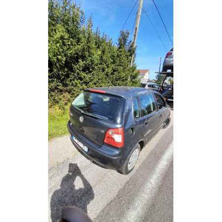 Pompe lave glace avant VOLKSWAGEN POLO 4 PHASE 1 d’occasion