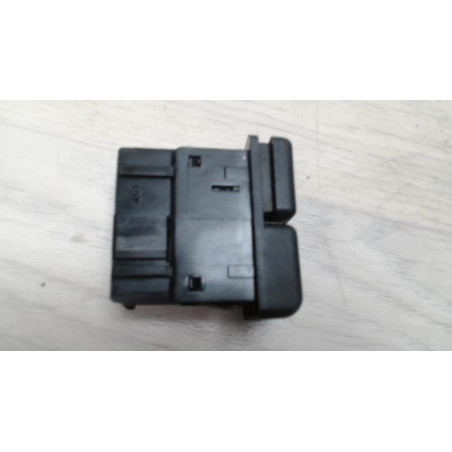 Commande degivrage lunette arriere PEUGEOT 309 PHASE 2 d’occasion