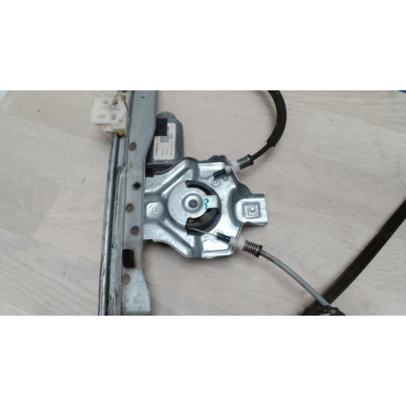 Leve vitre electrique avant droit CITROEN DS3 PHASE 1 d’occasion
