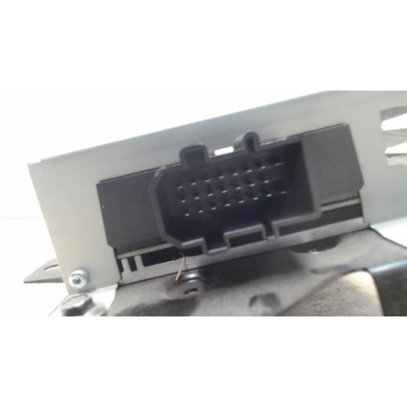 Amplificateur audio AUDI A4 2 PHASE 2 d’occasion