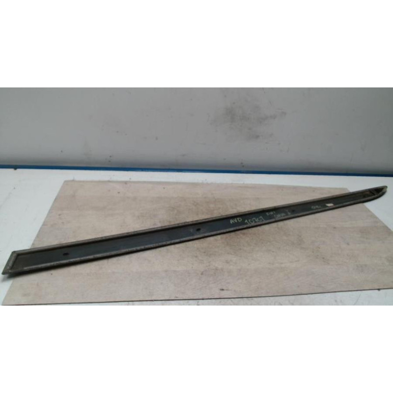 Baguette de porte avant droite OPEL CORSA D PHASE 1 d’occasion