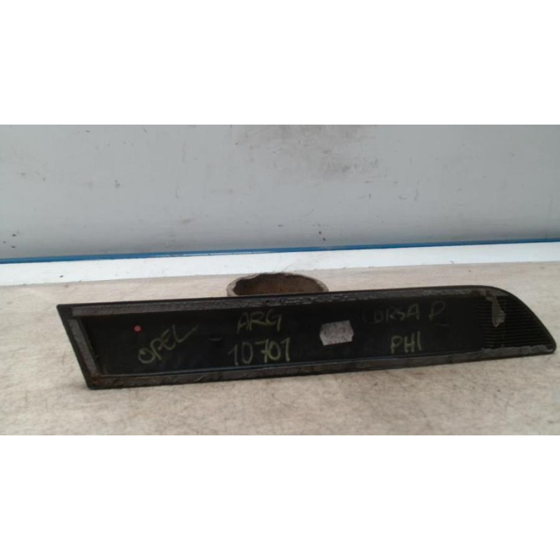 Baguette de porte arriere gauche  OPEL CORSA D PHASE 1 d’occasion