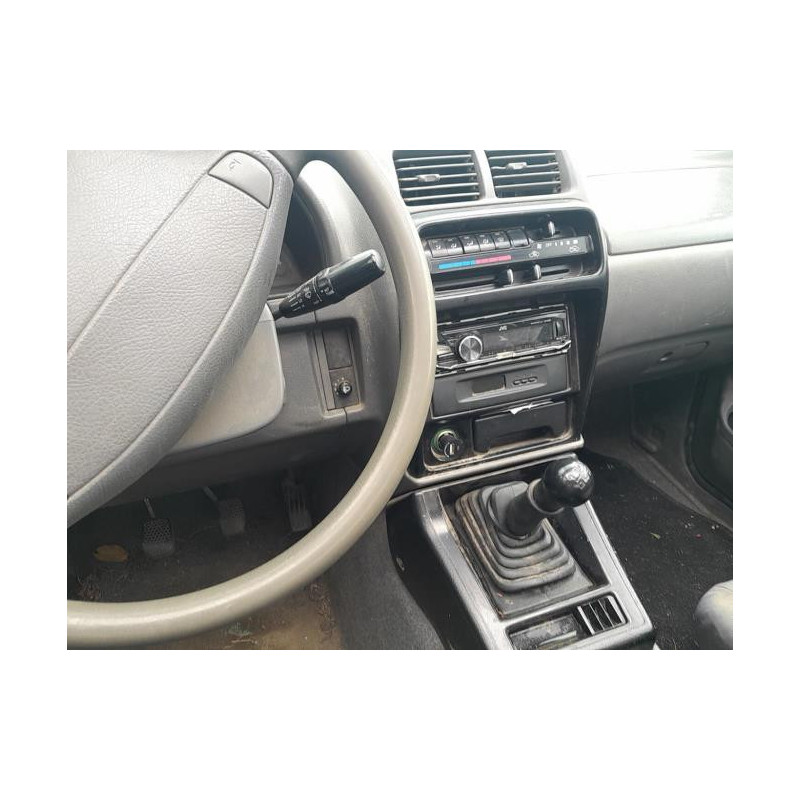 Facade autoradio SUZUKI VITARA 1 d’occasion