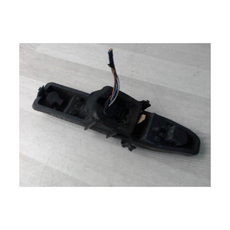 Platine feu arriere droit RENAULT SCENIC 2 PHASE 1 d’occasion