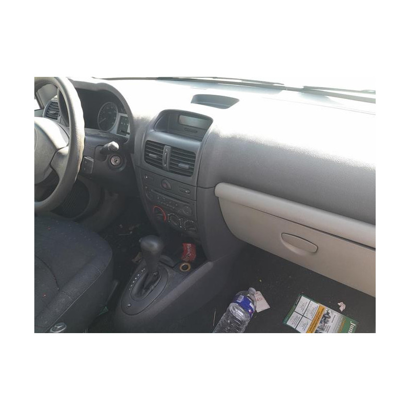 Leve vitre mecanique arriere gauche RENAULT CLIO 2 PHASE 2 d’occasion