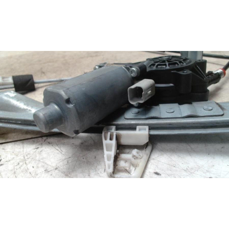 Leve vitre electrique avant gauche PEUGEOT 206+ d’occasion