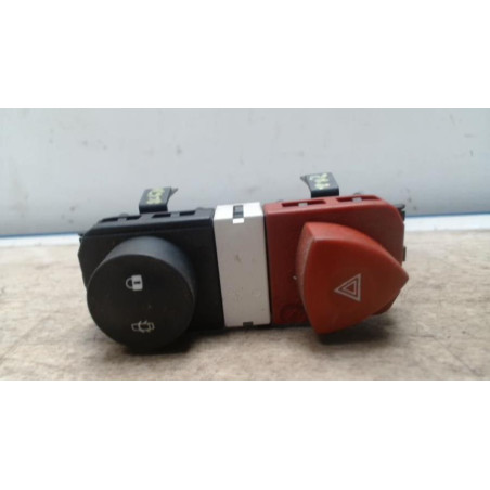 Bouton de warning RENAULT SCENIC 2 PHASE 2 d’occasion