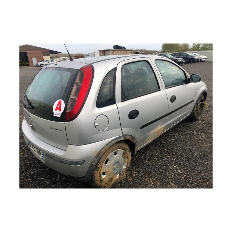 Anti brouillard arriere gauche OPEL CORSA C PHASE 2 d’occasion