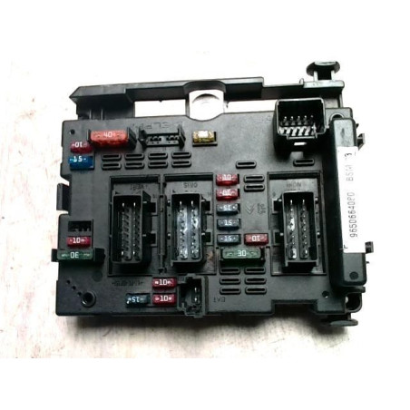 Boitier servitude moteur (BSM) PEUGEOT 206 PHASE 1 d’occasion