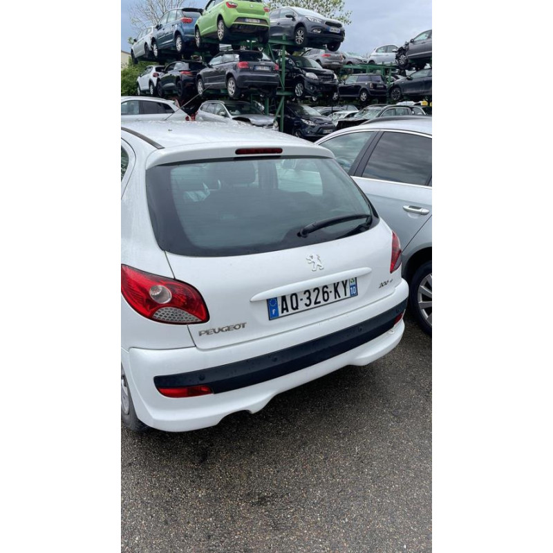 Platine feu arriere gauche PEUGEOT 206+ d’occasion