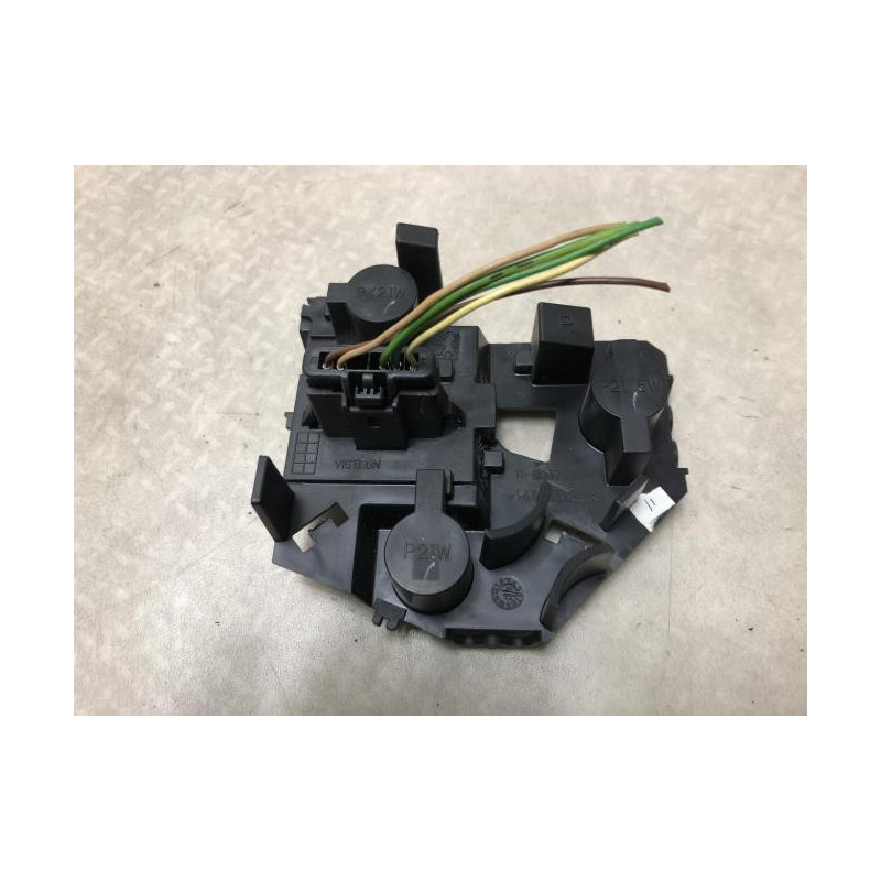 Platine feu arriere droit PEUGEOT 206+ d’occasion