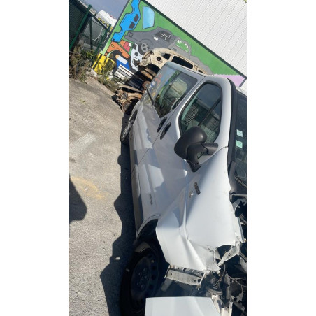 Crosse arriere gauche RENAULT TRAFIC 2 PHASE 2 d’occasion