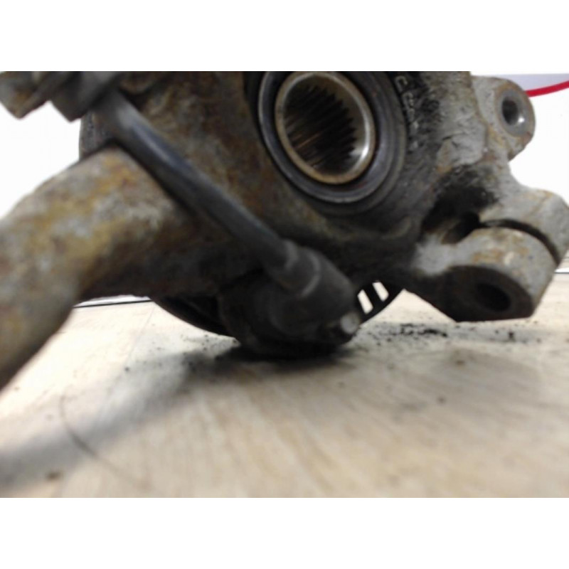 Fusee arriere gauche FORD FIESTA IV d’occasion