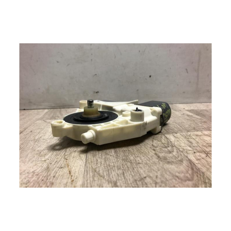 Moteur leve vitre arriere droit PEUGEOT 407 PHASE 1 d’occasion