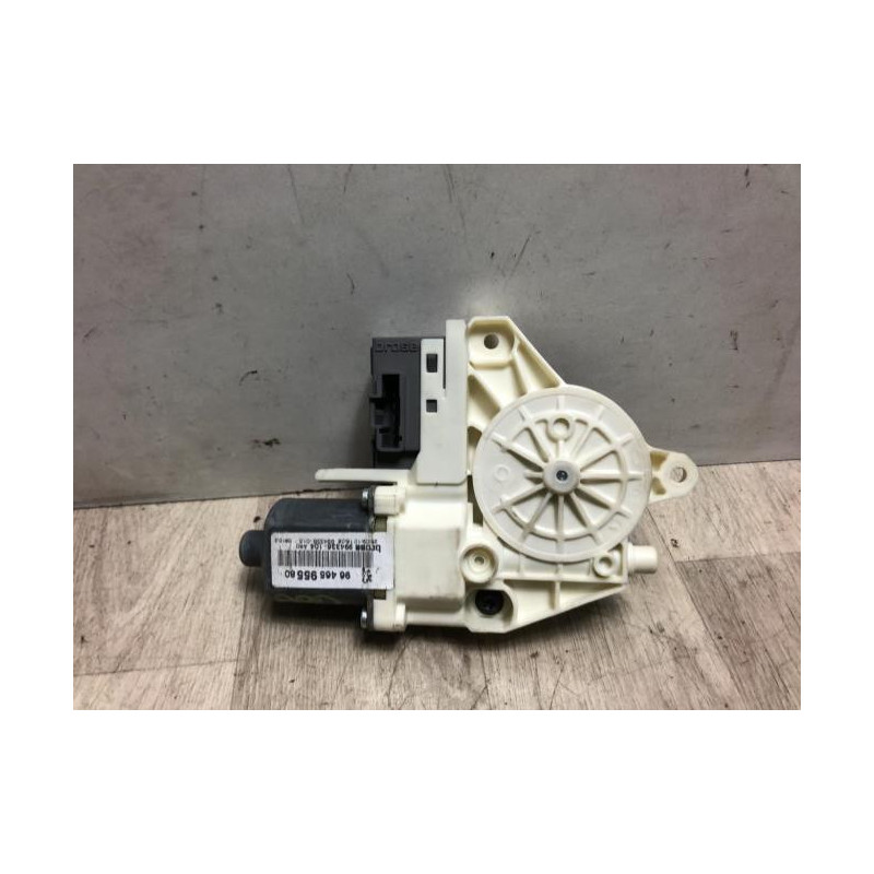 Moteur leve vitre arriere droit PEUGEOT 407 PHASE 1 d’occasion