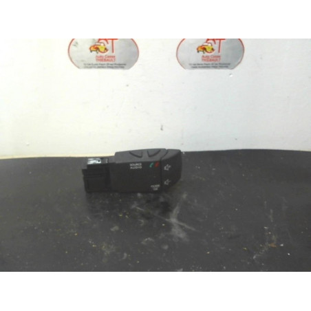 Commande autoradio RENAULT CLIO IV IV DCI d’occasion