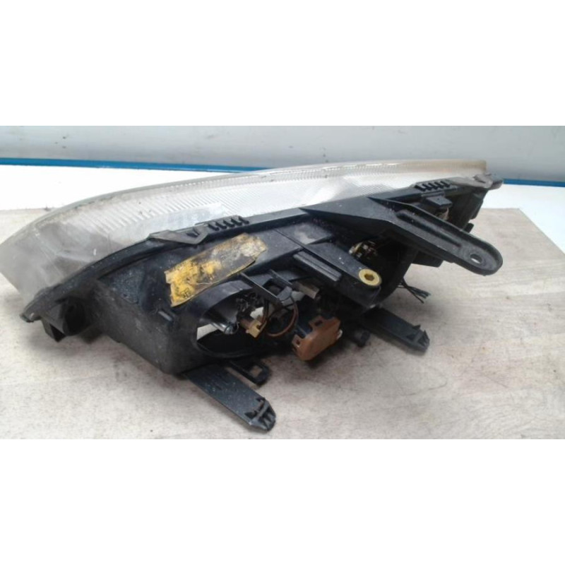 Optique avant principal droit (feux)(phare) FORD C-MAX 1 PHASE 1 d’occasion