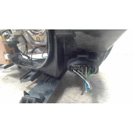 Optique avant principal droit (feux)(phare) FORD C-MAX 1 PHASE 1 d’occasion