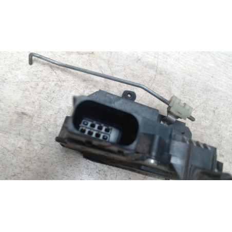 Serrure avant gauche OPEL CORSA D PHASE 1 d’occasion