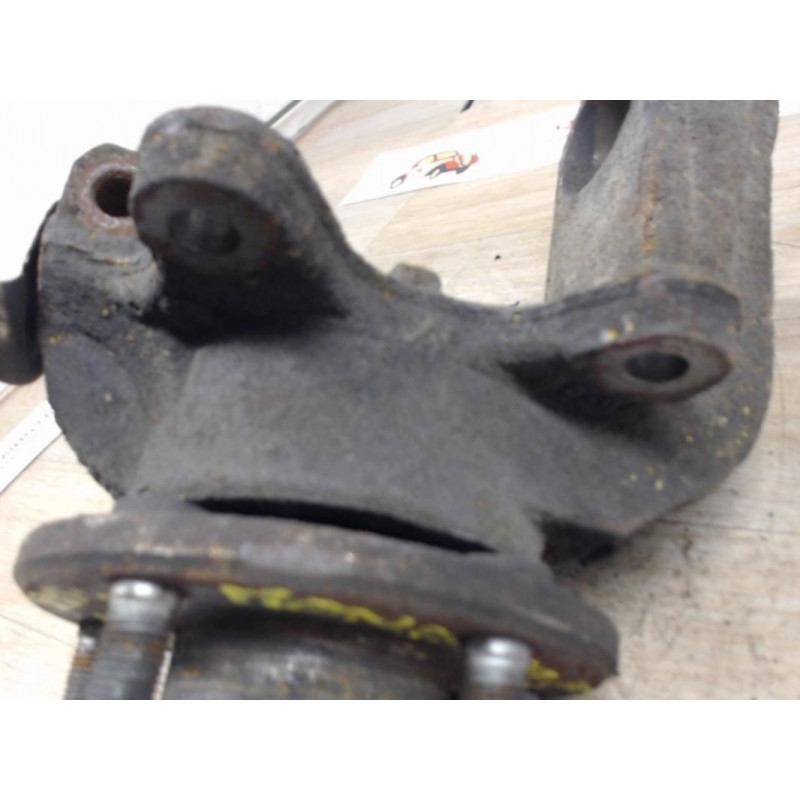 Fusee avant gauche FORD  d’occasion