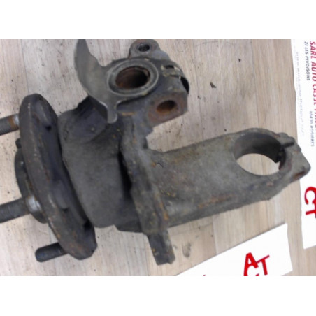Fusee avant gauche FORD  d’occasion