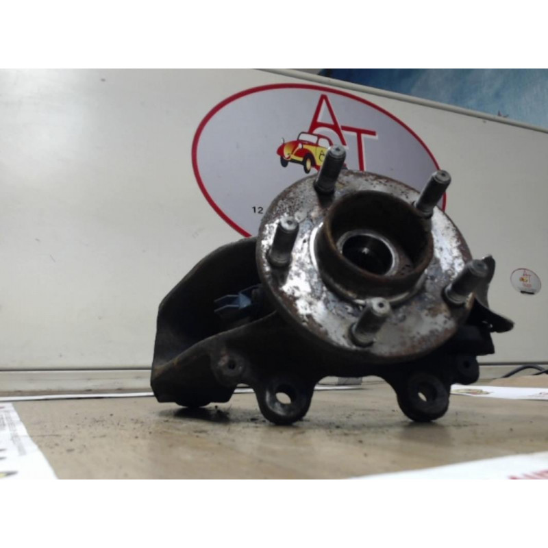 Fusee avant gauche FORD C-MAX PH1 MONOSPACE C-MAX d’occasion