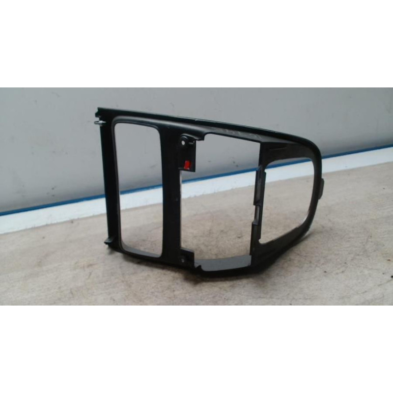 Facade autoradio PEUGEOT 307 PHASE 1 BREAK d’occasion