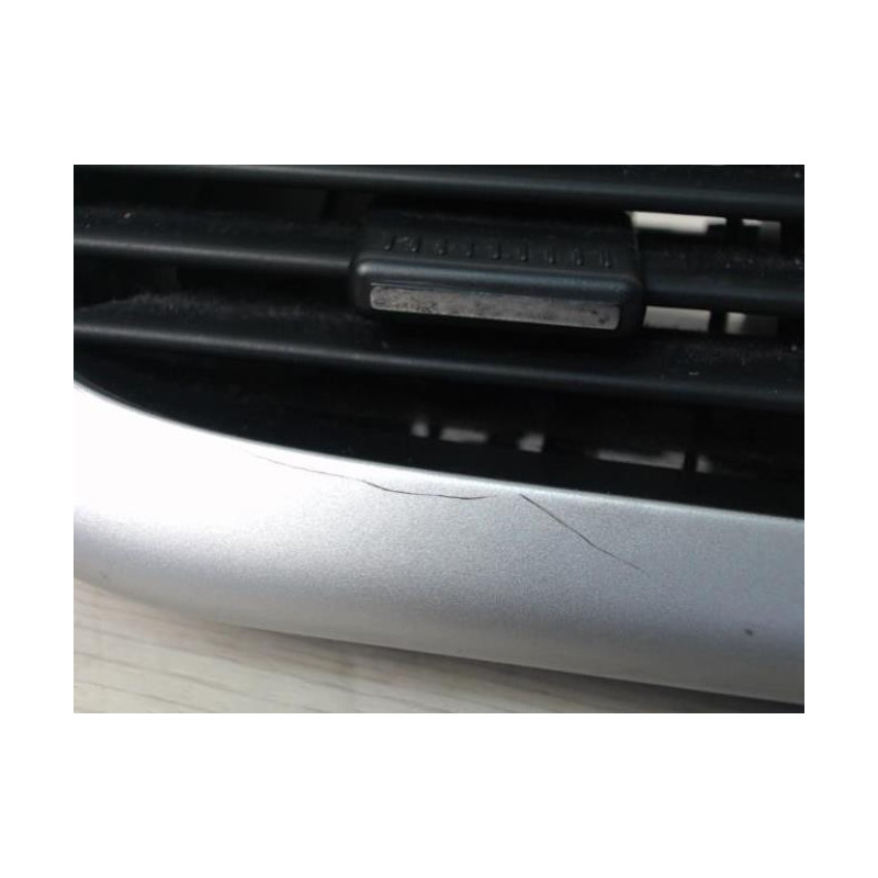 Aerateur tableau de bord avant gauche PEUGEOT 207 PHASE 2 d’occasion