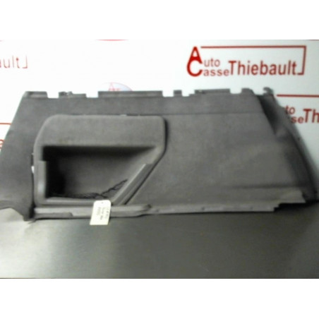 Garniture laterale arriere gauche CITROEN C5 II TOURER d’occasion