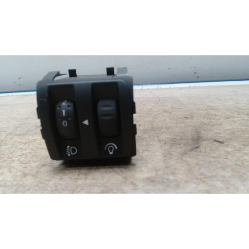 Commande de reglage hauteur de phare RENAULT CLIO 3 PHASE 1 d’occasion