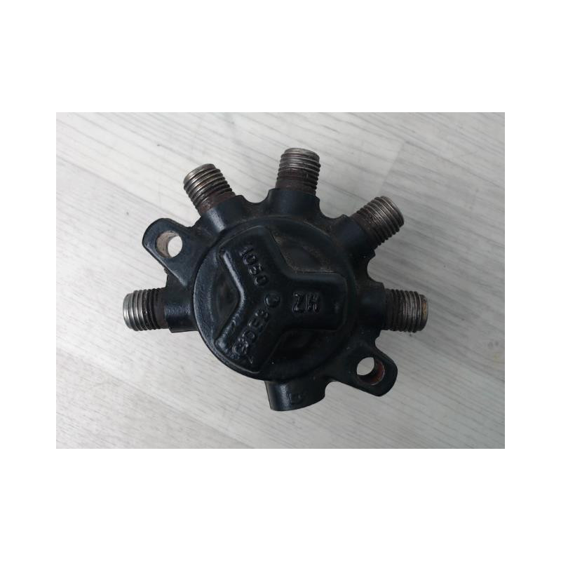 Rampe injection RENAULT CLIO 3 PHASE 1 d’occasion