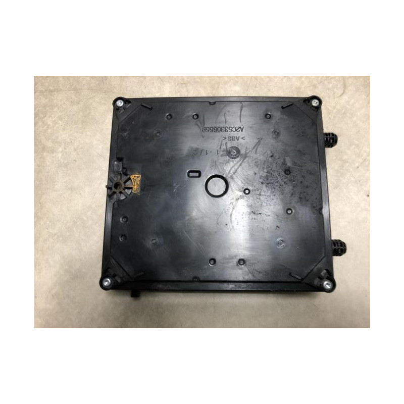 Boitier servitude moteur (BSM) RENAULT LAGUNA 3 PHASE 1 COUPE d’occasion