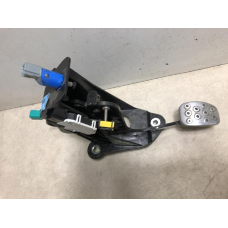 Pedalier de frein RENAULT LAGUNA 3 PHASE 1 COUPE d’occasion