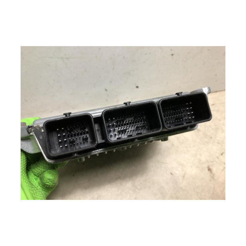 Calculateur moteur CITROEN C5 1 PHASE 2 d’occasion