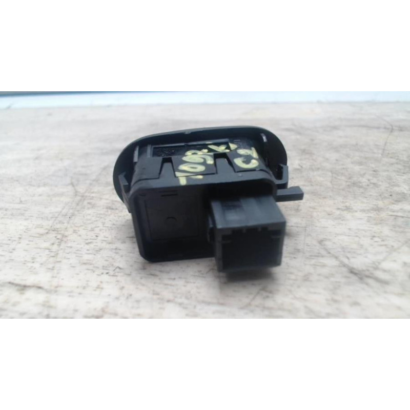 Interrupteur de leve vitre avant gauche CITROEN C2 PHASE 1 d’occasion