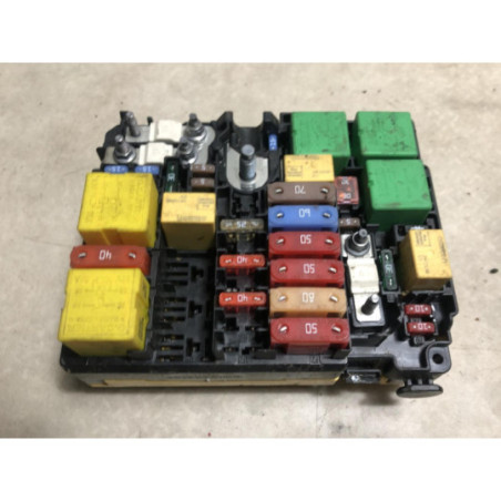 Porte fusible PEUGEOT 308 2 PHASE 1 d’occasion