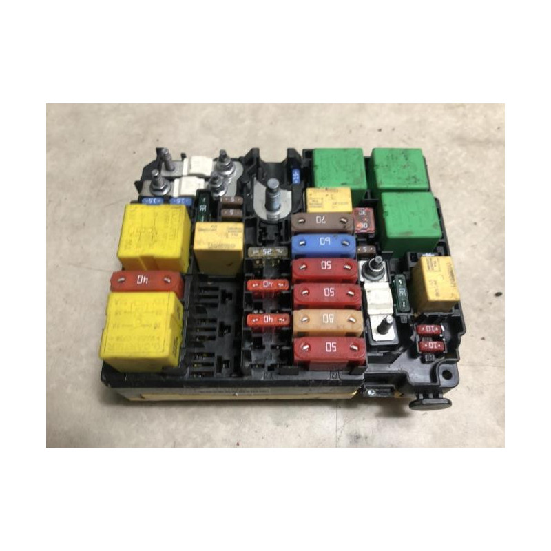 Porte fusible PEUGEOT 308 2 PHASE 1 d’occasion
