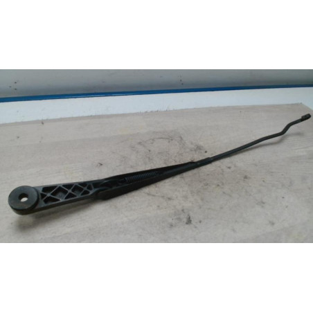 Bras essuie glace avant droit LAND ROVER FREELANDER 1 PHASE 1 d’occasion
