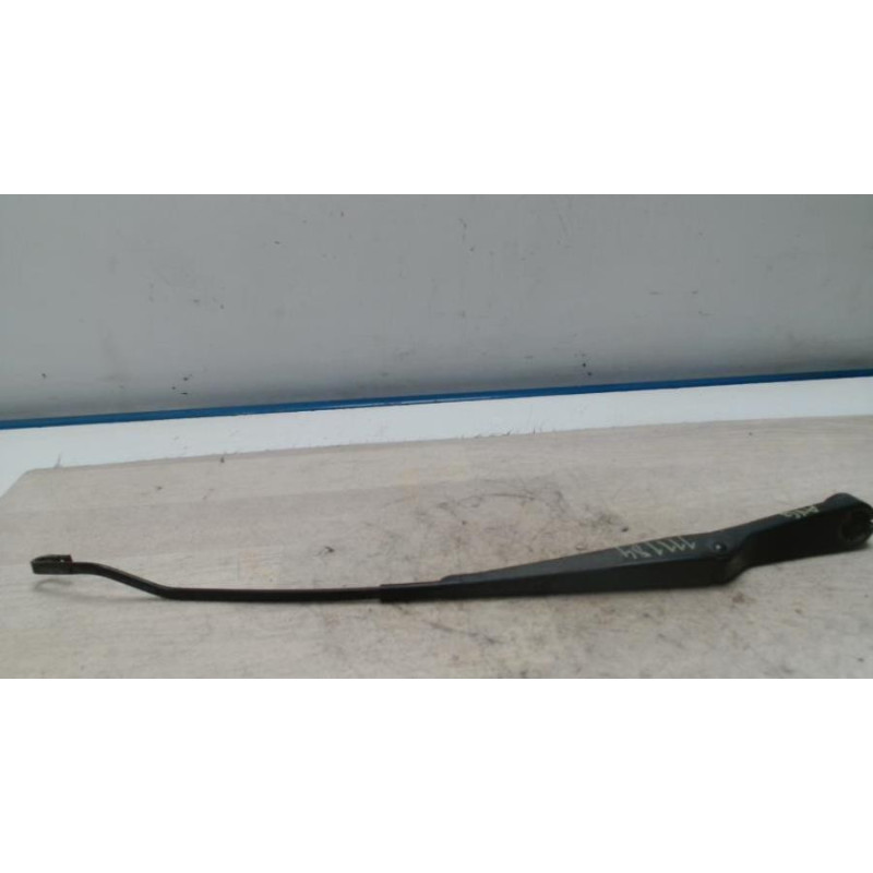 Bras essuie glace avant gauche LAND ROVER FREELANDER 1 PHASE 1 d’occasion